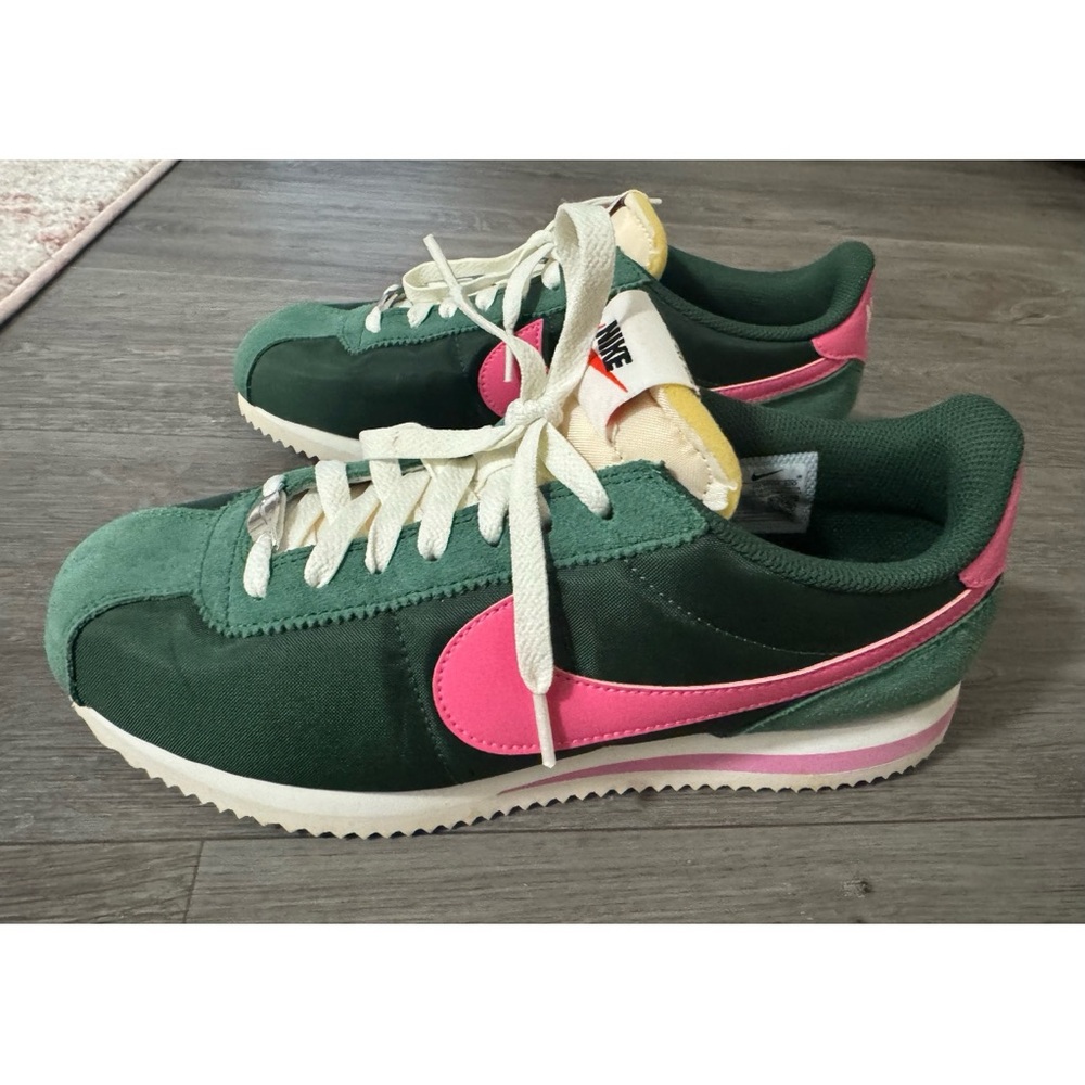 Nike Cortez Green and Pink Sneakers - Picture 3 of 11